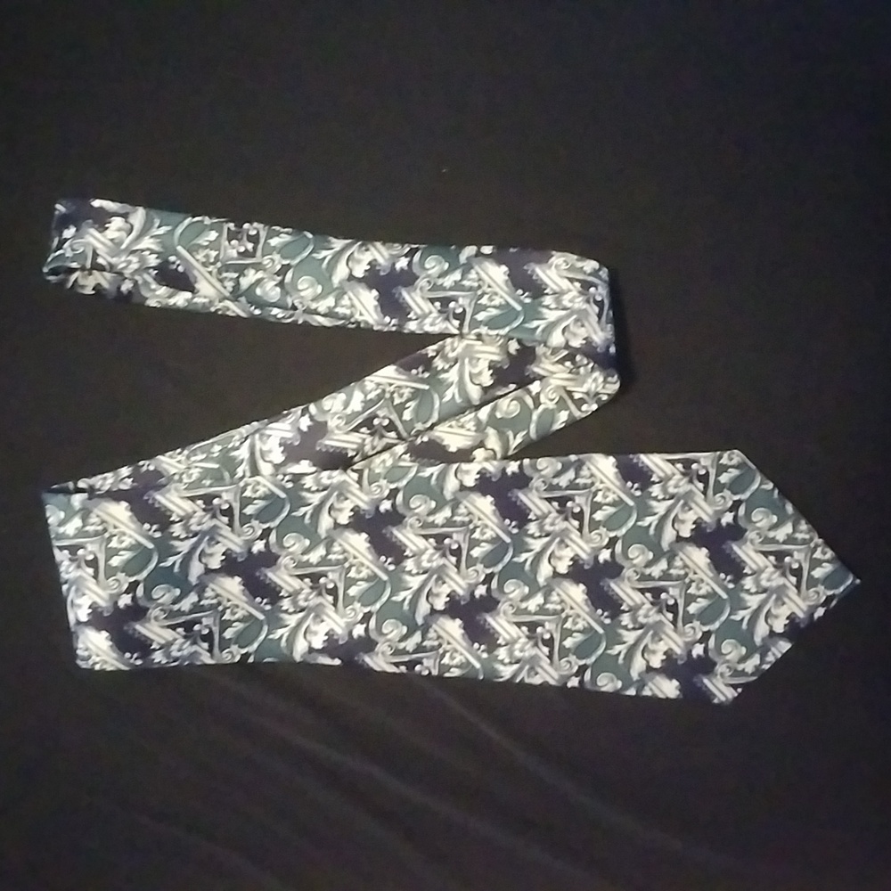 3/$45 MERCEDES TIE Blue Pattern with cream HAND MADE